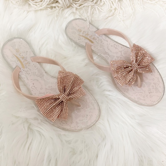 NEW Gracie Sandal- in Nude - Picture 3 of 5